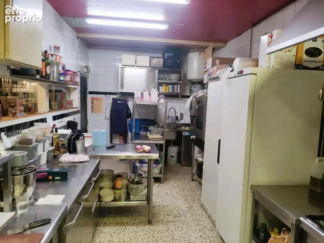 Commerce 61 m² à vendre à Ales (30100) - photo 6