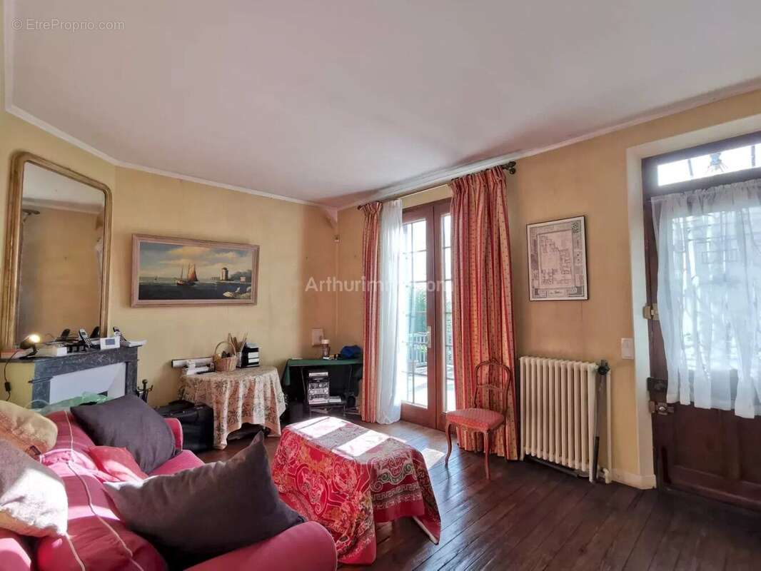 Maison à VILLENEUVE-SAINT-GEORGES