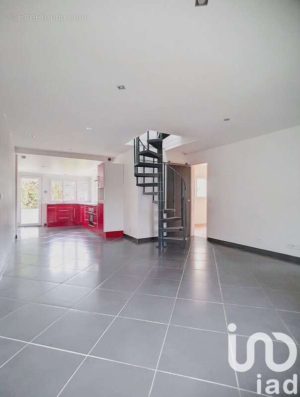 Photo 2 - Maison à ROSNY-SOUS-BOIS