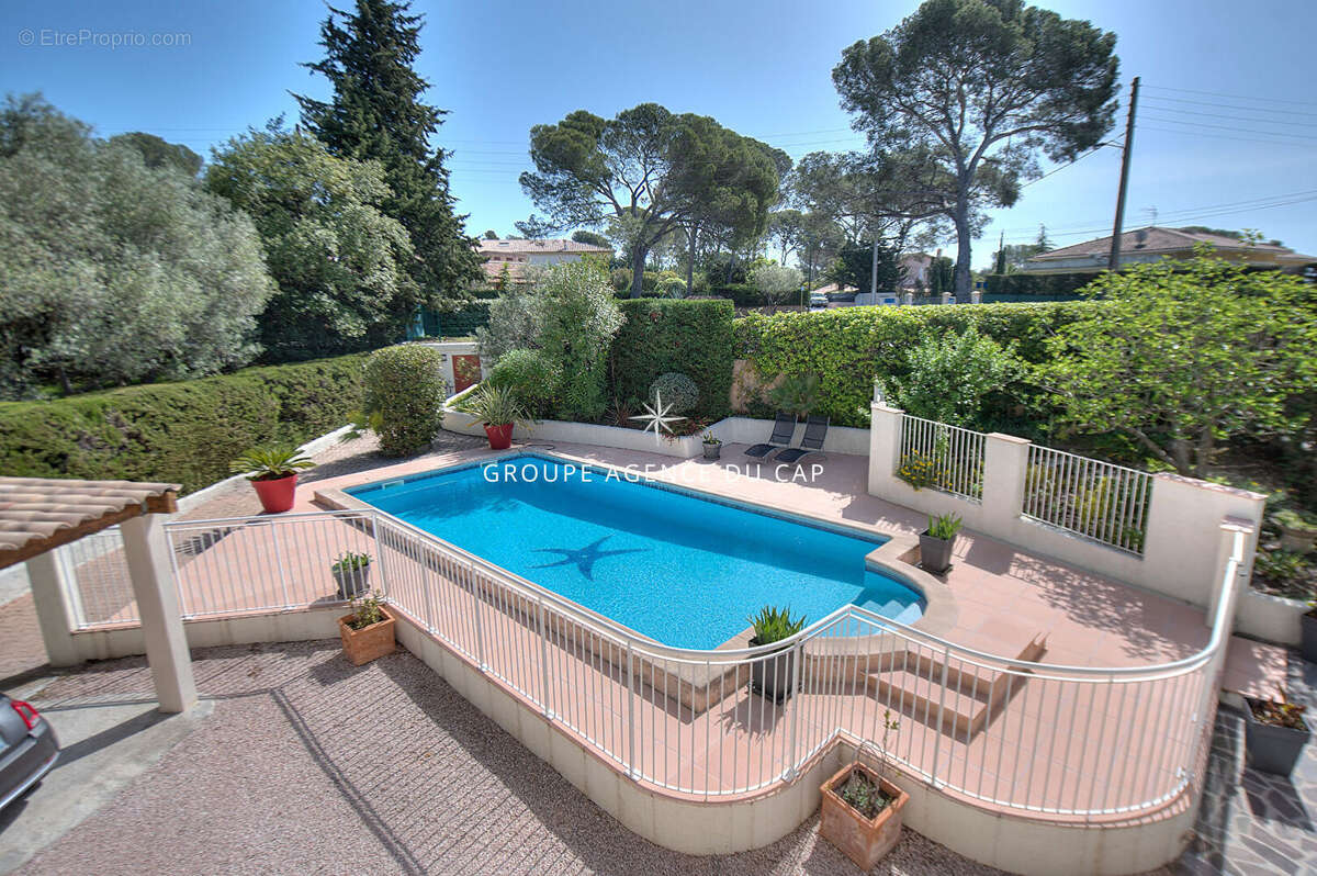 Appartement à SAINT-RAPHAEL