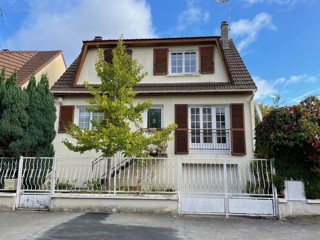 Maison à VILLEMOMBLE