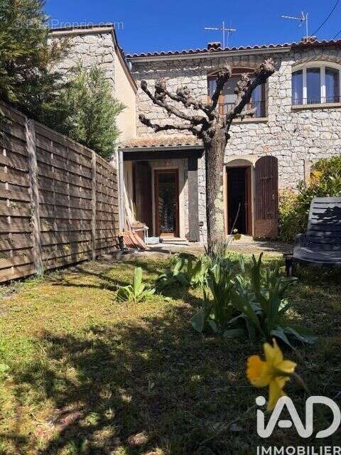 Photo 2 - Maison à VALLON-PONT-D'ARC