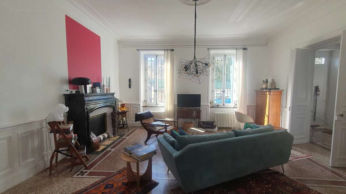 Maison à LEZIGNAN-CORBIERES