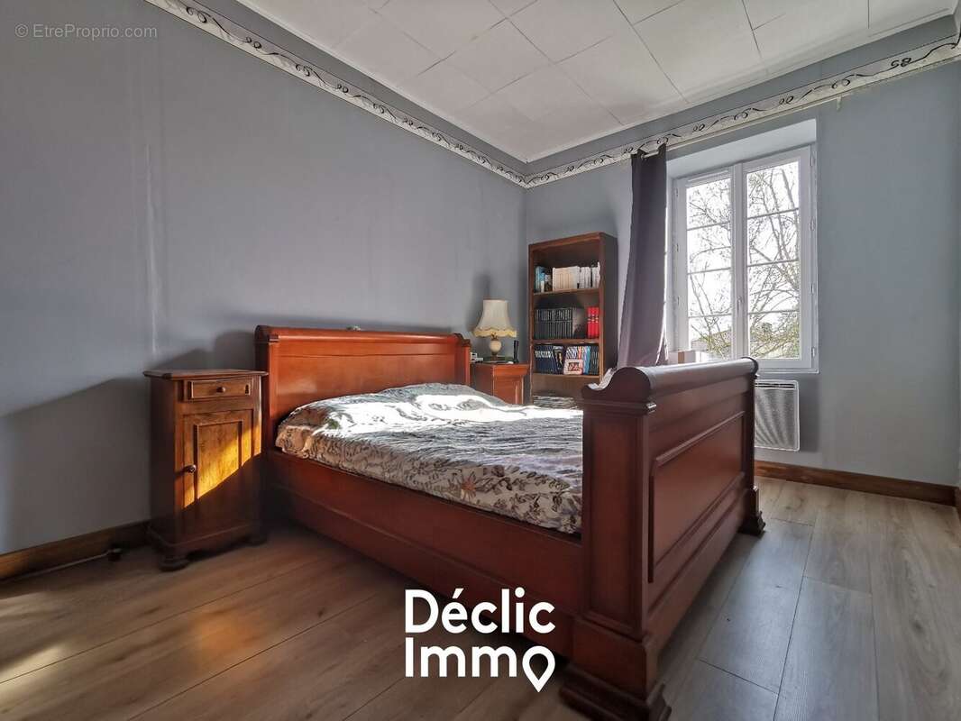 Maison en pierre  149 m²  Le Vanneau-Irleau  Cur du Marais Poitevin - photo 7