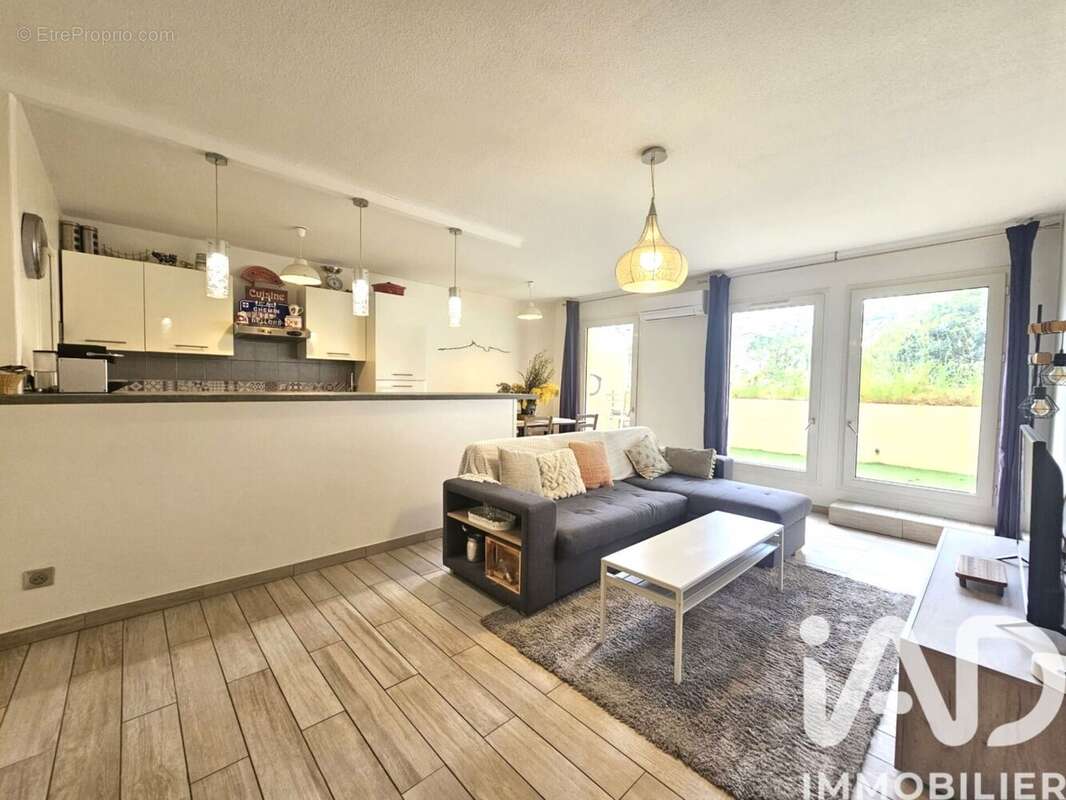 Photo 3 - Appartement à MARSEILLE-6E