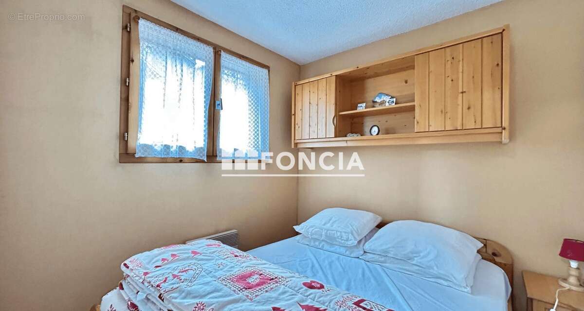 Appartement à MORILLON