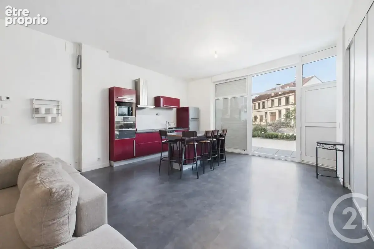 Appartement 4 pièces 150 m² à vendre à Chartres (28000) - photo 2