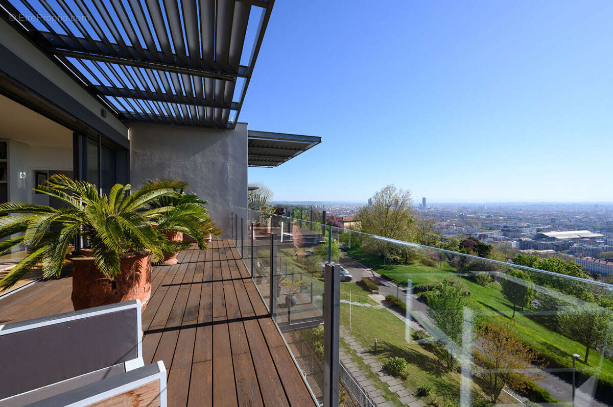 Appartement à LYON-5E