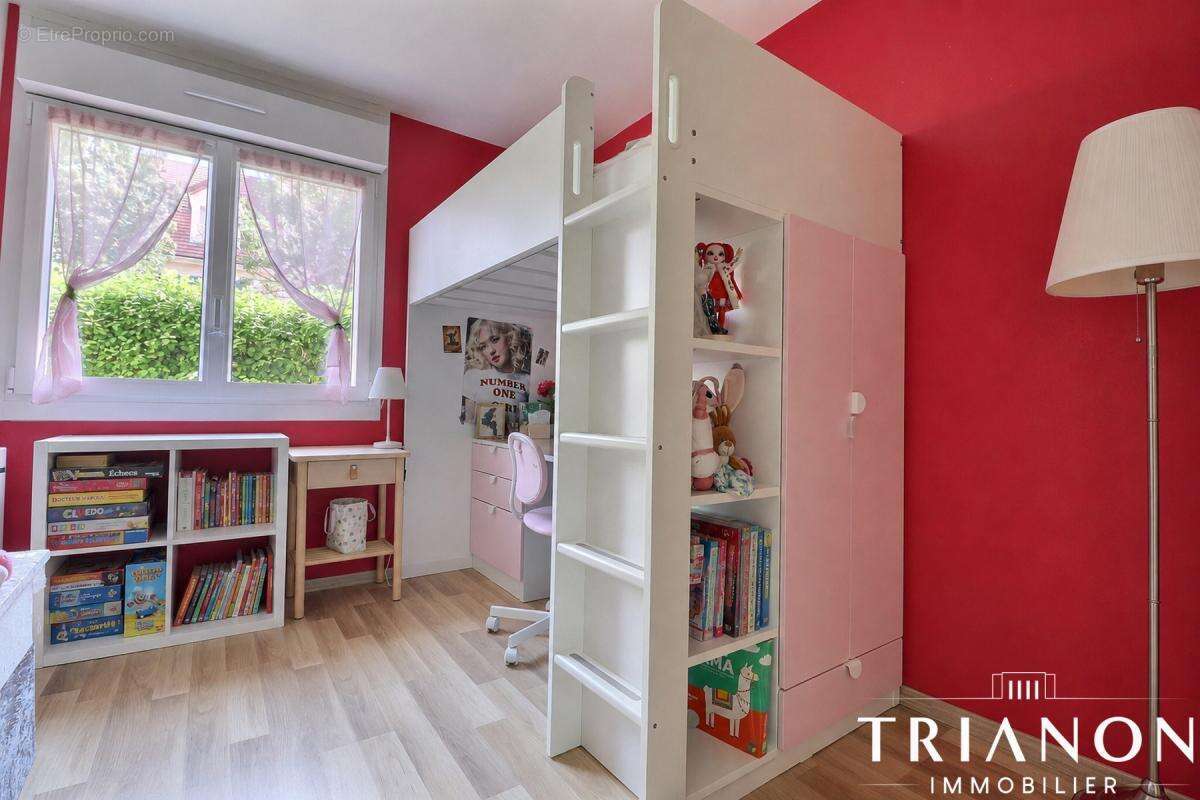 Trianon - 4 pièces rénové avec terrasse plein Ouest - photo 9