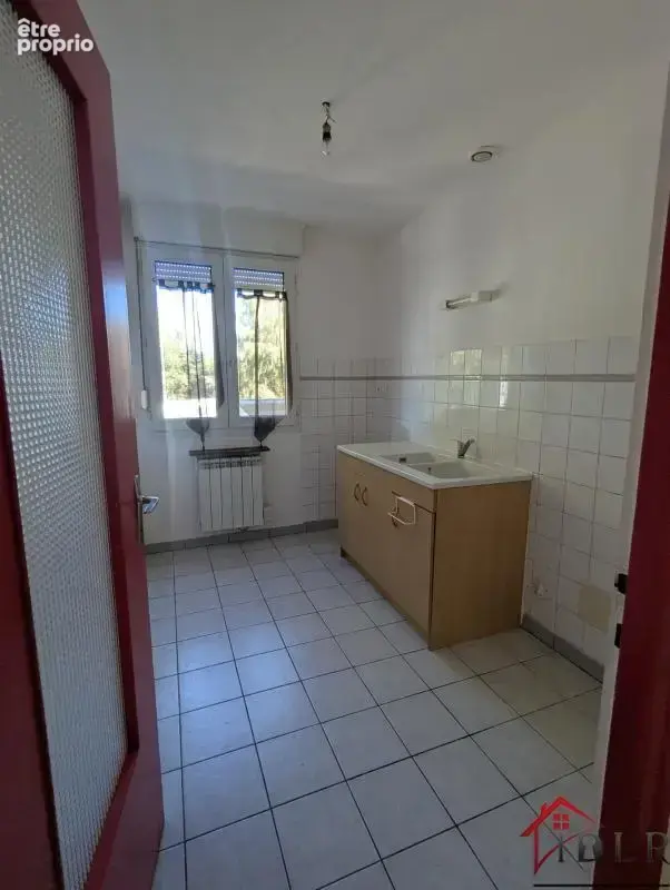 Appartement T3 avec garage et cave à Arc-lès-Gray - photo 3