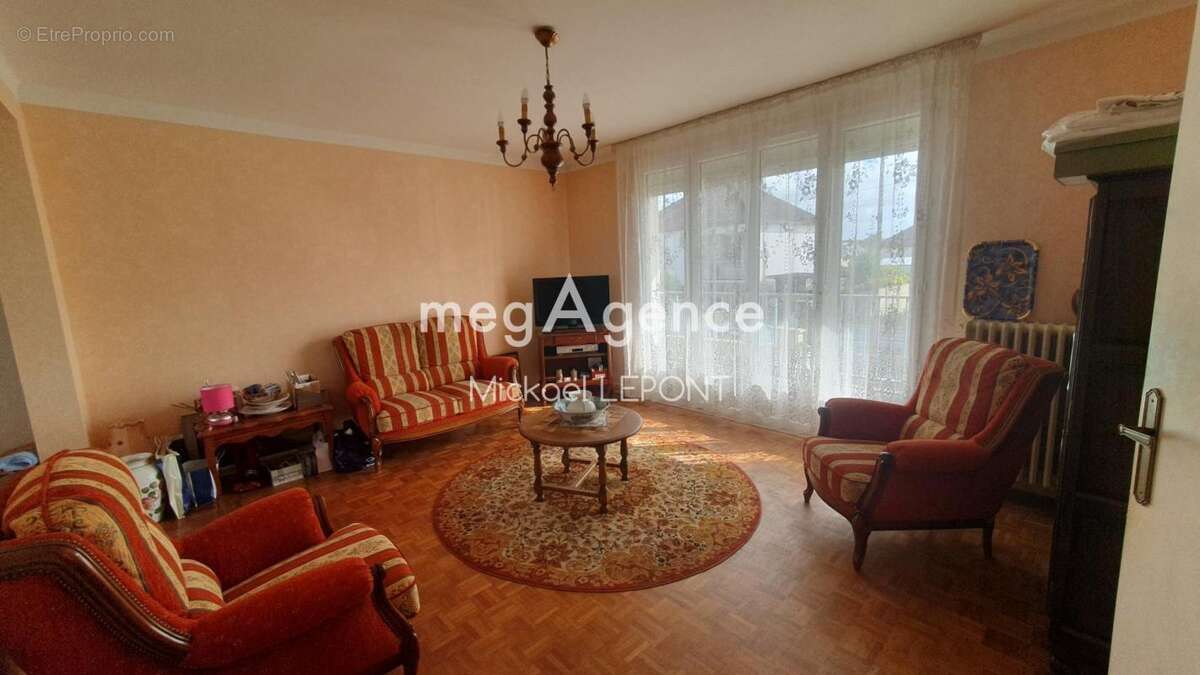 Maison à SAINT-BERTHEVIN