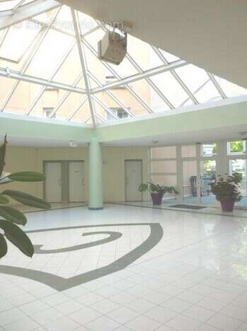   - Appartement à RAMONVILLE-SAINT-AGNE