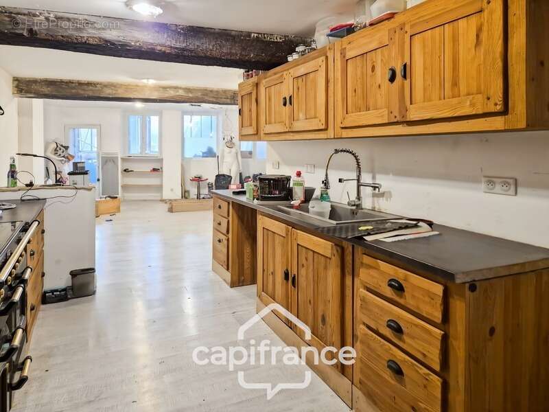 Maison à SAINT-JEAN-D'ANGELY