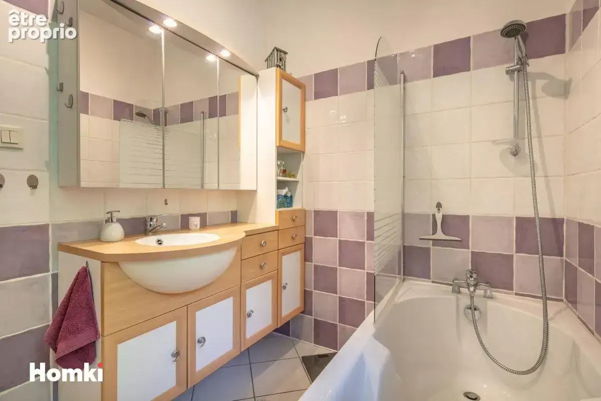 Maison/Villa T8 de 212 m² à Seyssinet-Pariset 38170 - photo 18