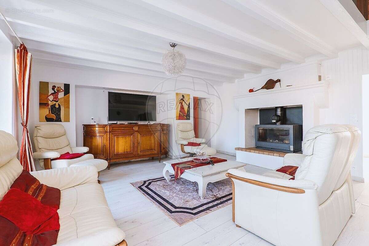 Maison à SAINT-NICOLAS-DES-BIEFS