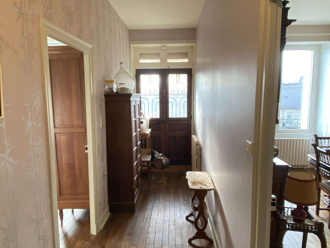 Maison à ARNAC-POMPADOUR