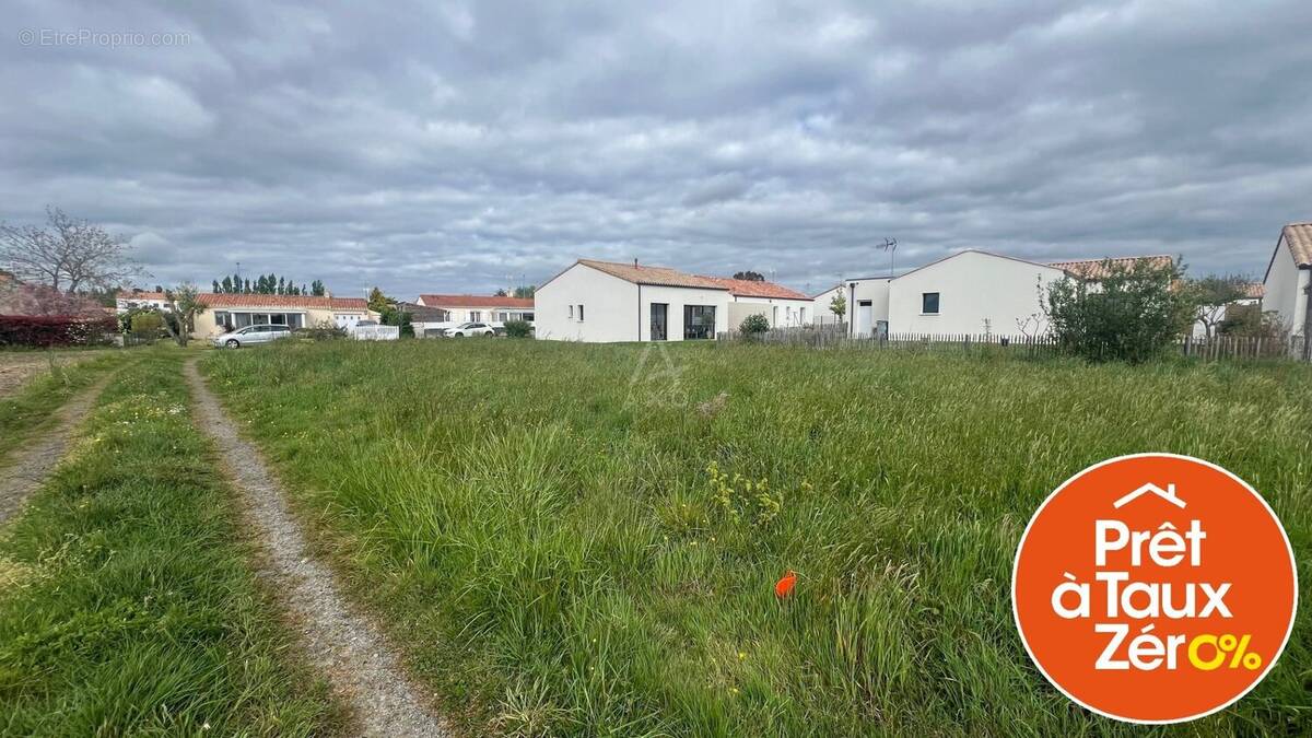Terrain à bâtir de 514m² viabilisé - photo 2