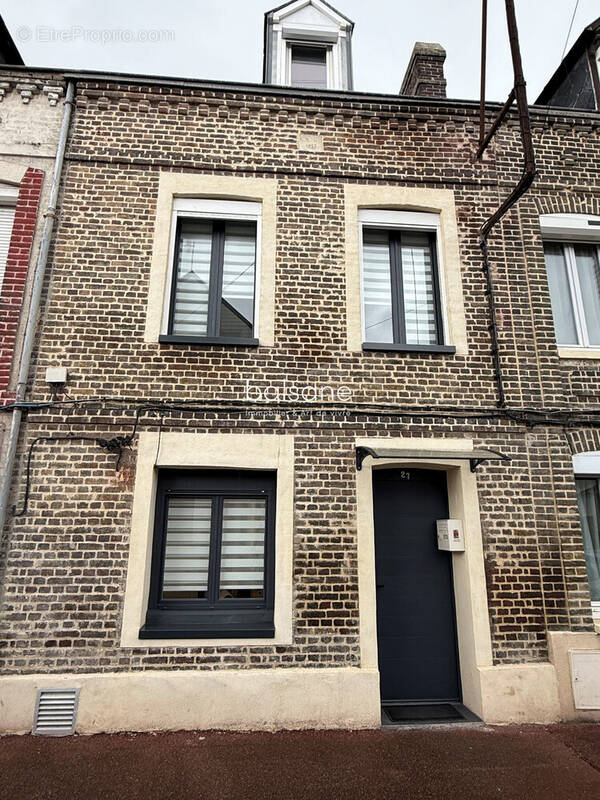 Maison à LE PETIT-QUEVILLY