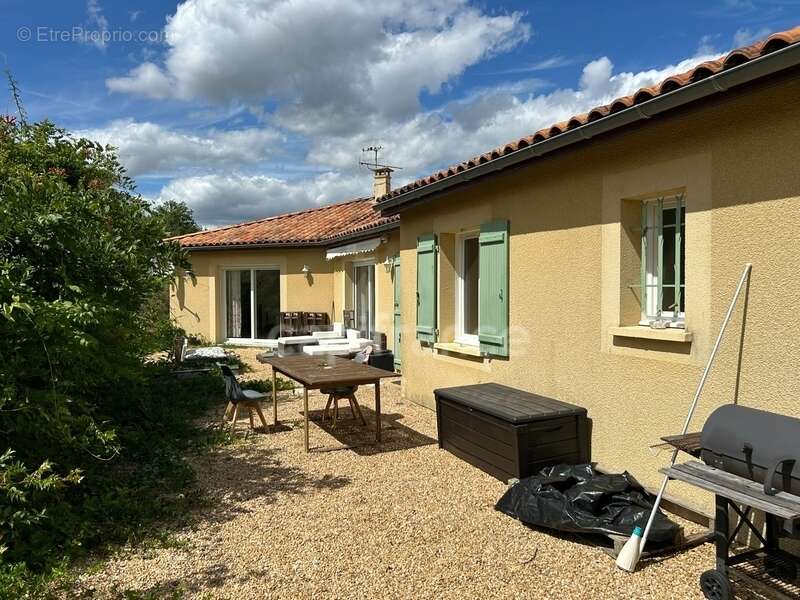 Maison à vendre 10 pièces VAUNAC (24)170m² sur 5160m² de terrain - photo 33