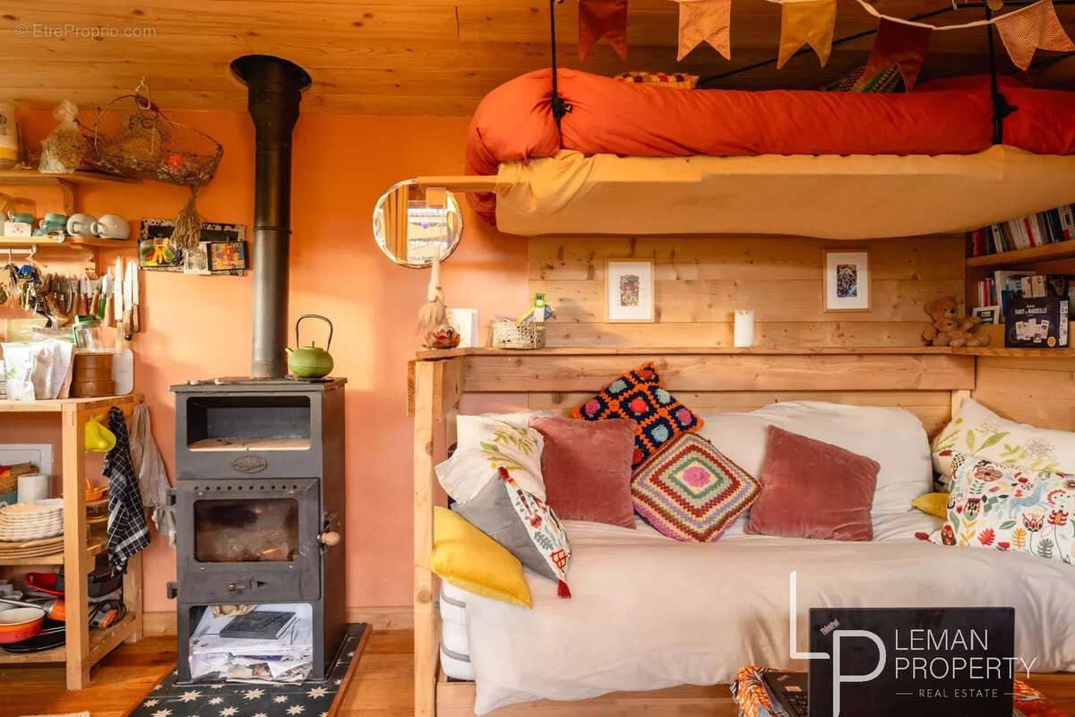 Maison à LESCHERAINES