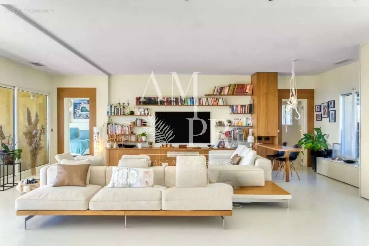 Villa plain pied-vue mer- interieur moderne - photo 17