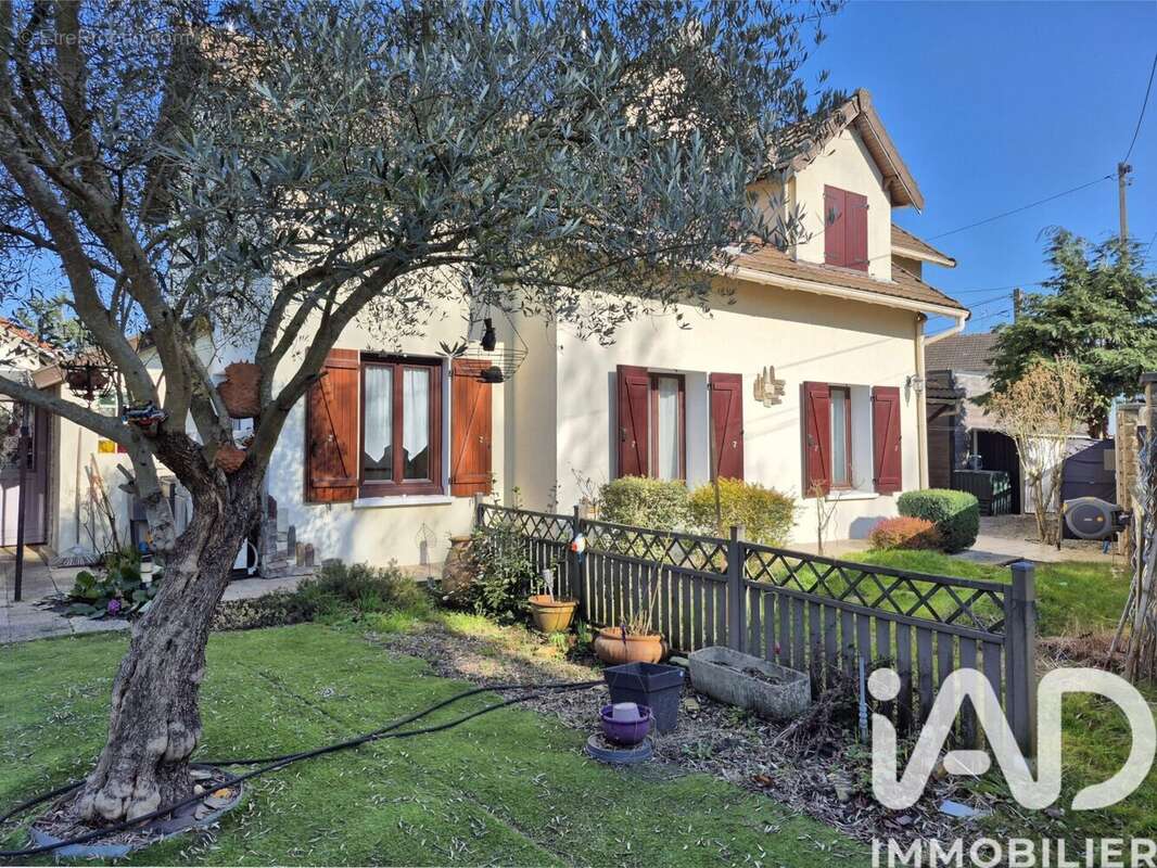 Photo 9 - Maison à COUBRON