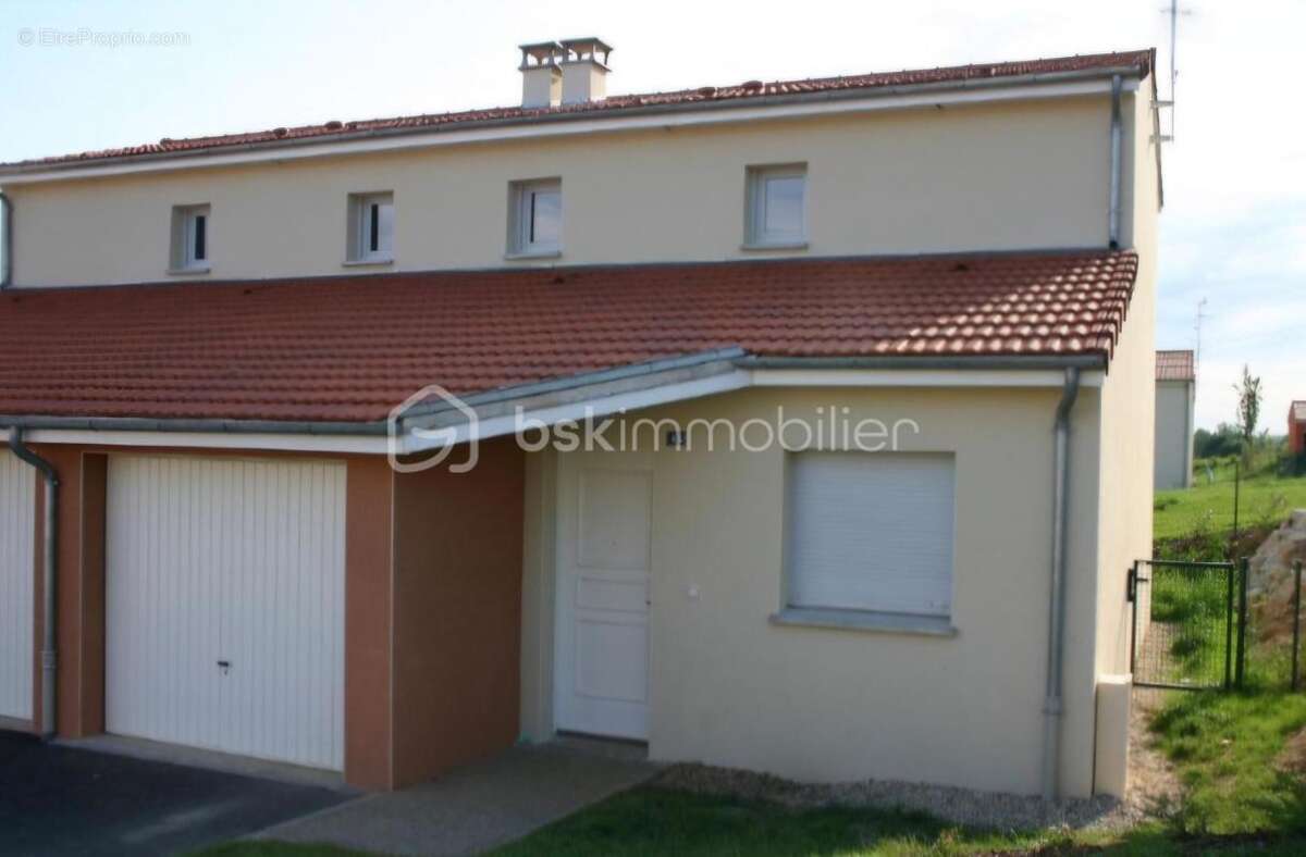 Jolie Maison mitoyenne de 76m² de 2009 à SAINT ELOI - photo 13
