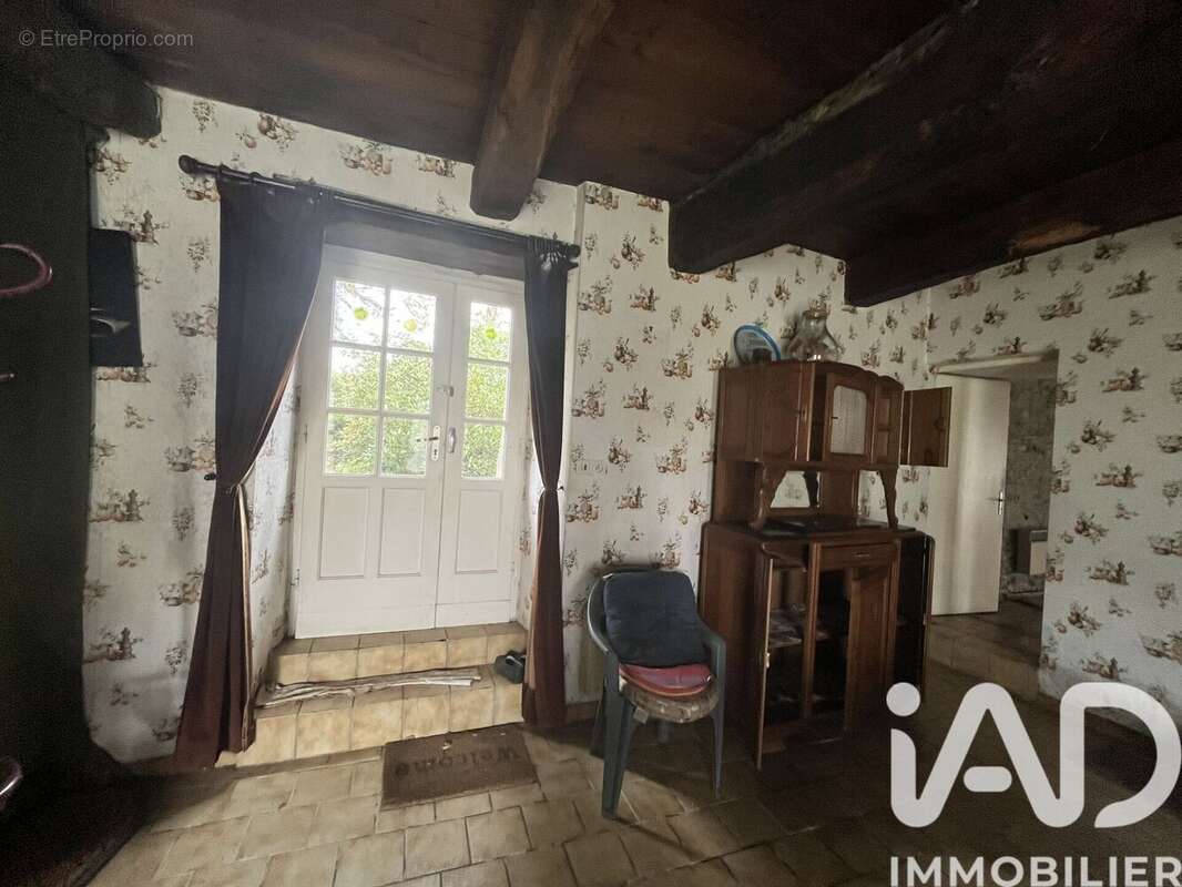 Maison 104 m² à Miniac-Morvan  - photo 9