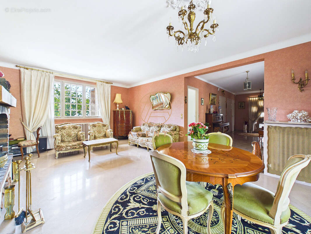 Maison 198 m² à Villiers-Sur-Marne  - photo 3