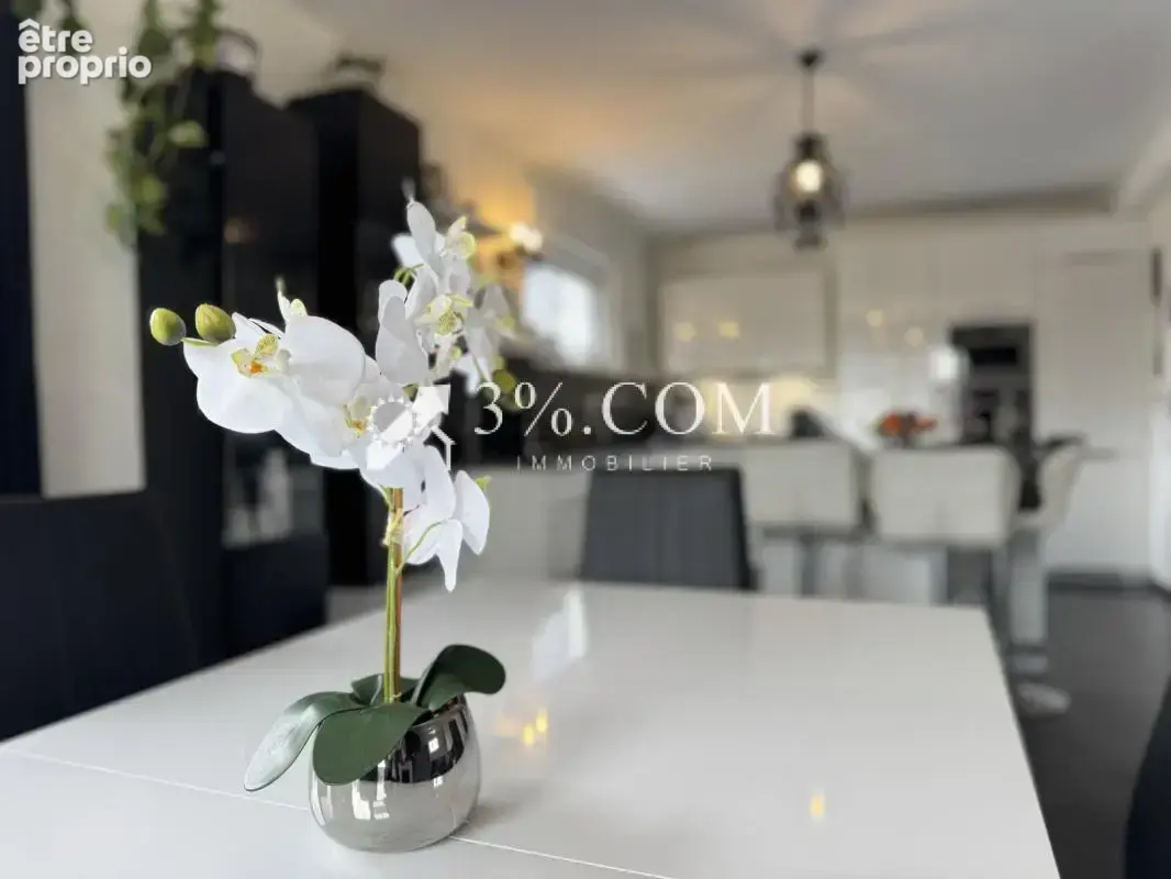 3%COM Belle maison récente avec piscine et jardin - photo 7