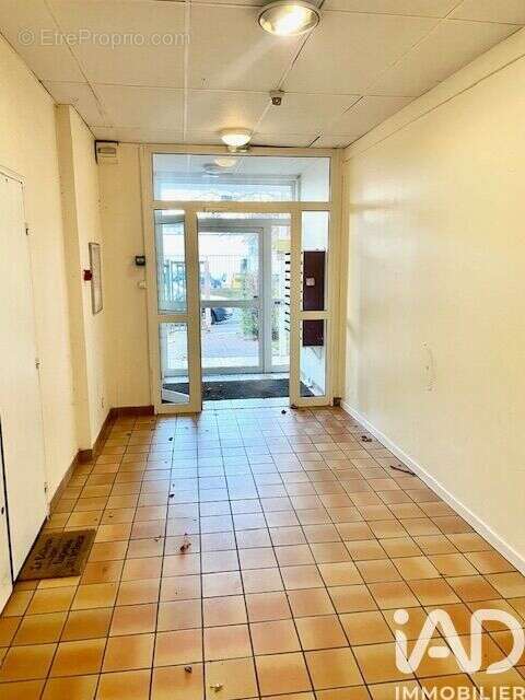 Photo 8 - Appartement à CHOISY-LE-ROI