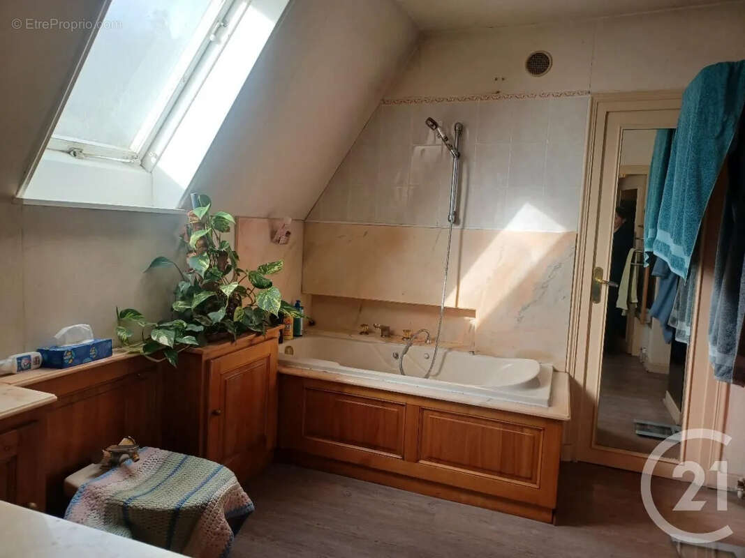 Maison à VILLEVOCANCE