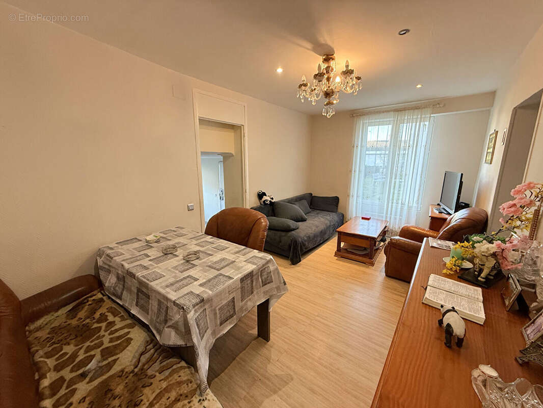 Maison à CHATELLERAULT