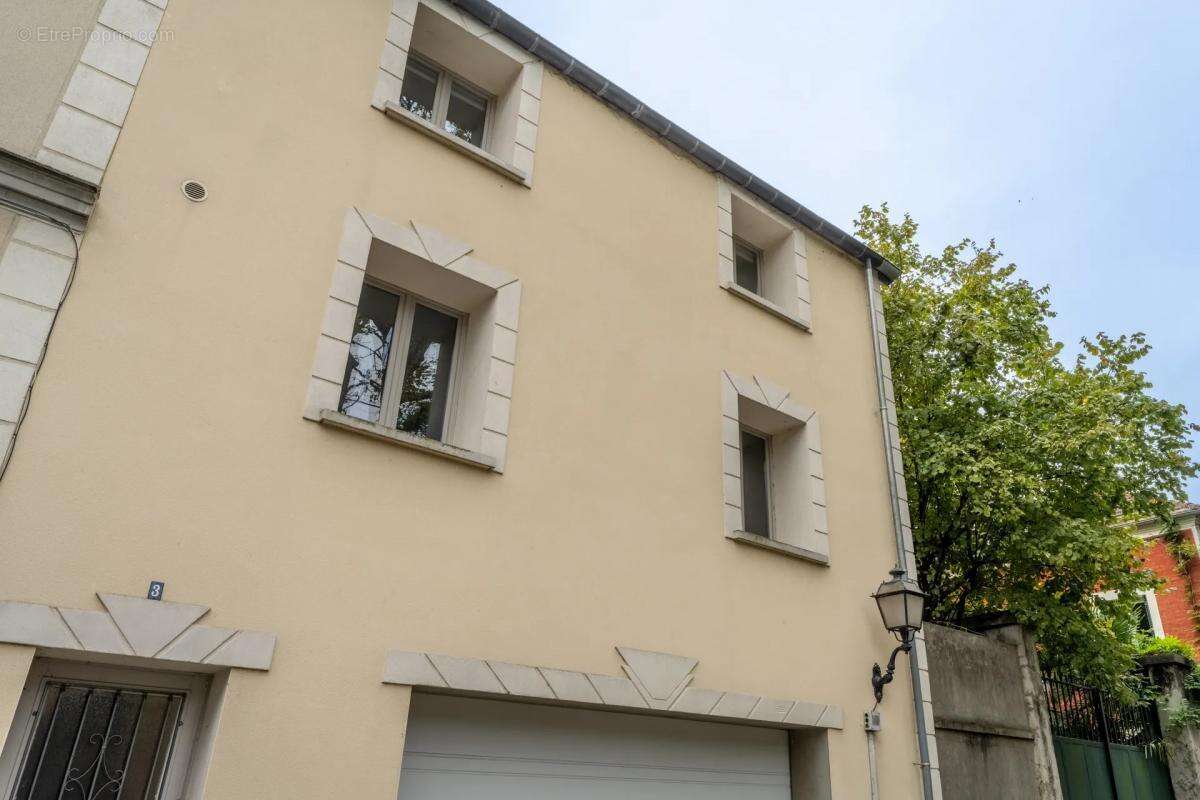 Maison à SAINT-BRICE-SOUS-FORET