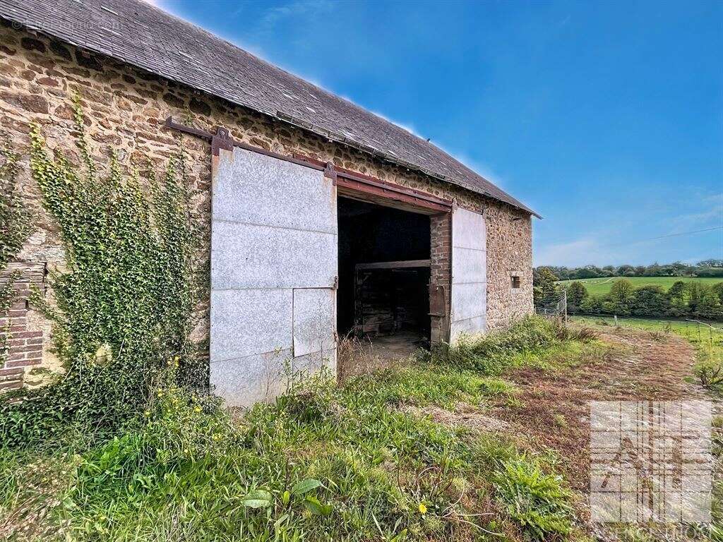 Maison à ANDOUILLE
