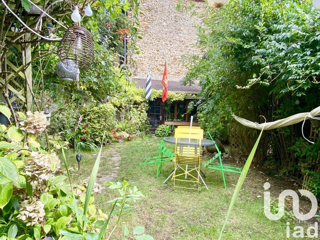 Photo 2 - Maison à MITRY-MORY