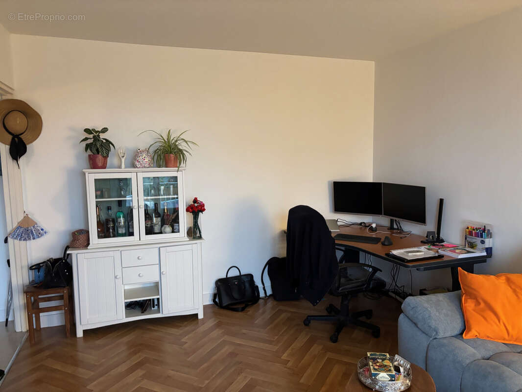 Appartement à SAINT-CYR-SUR-LOIRE