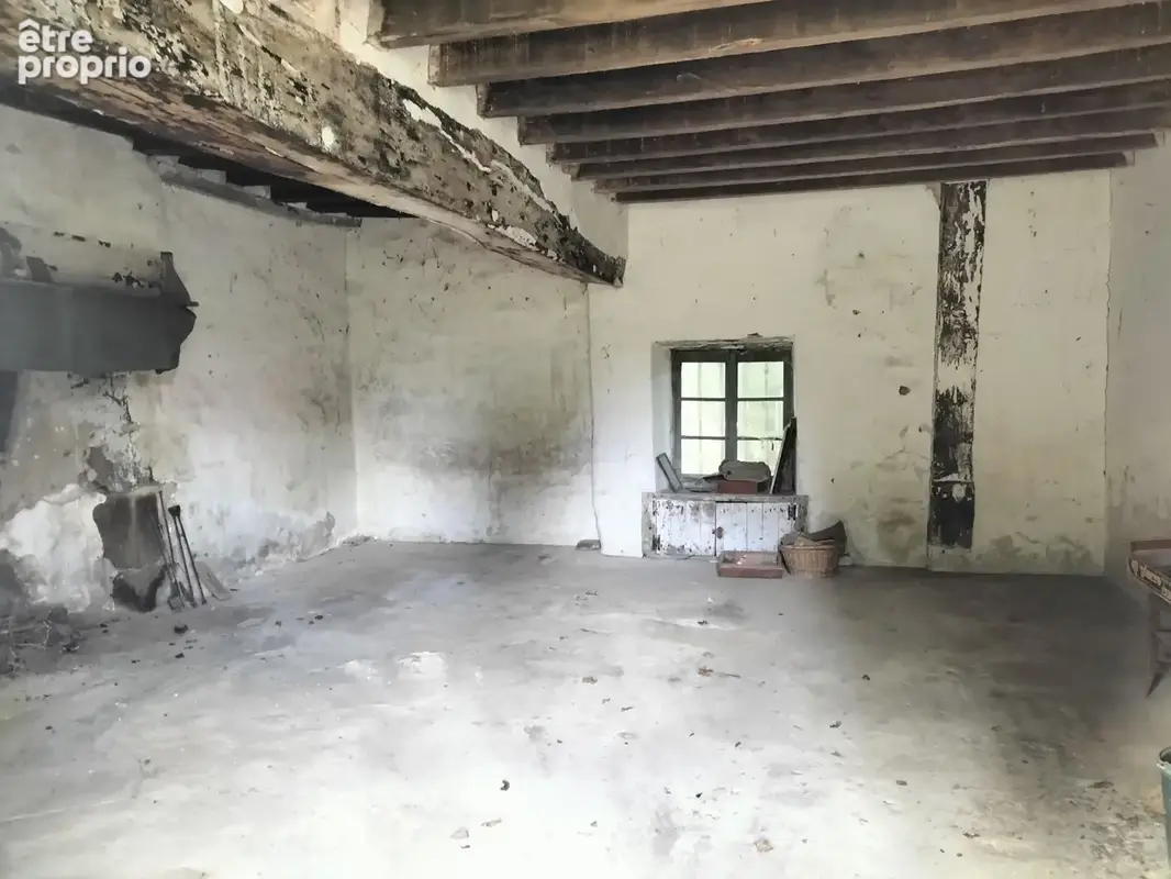 Commune de TRANS, en campagne, une maison en pierres à rénover intégralement. - photo 15