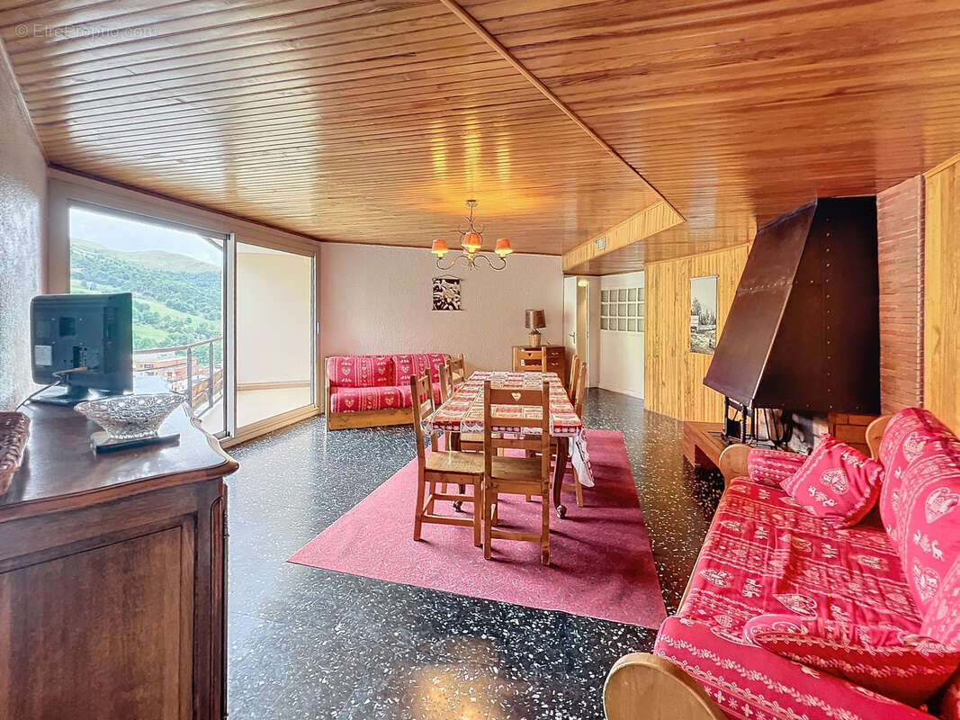 Appartement à SAINT-FRANCOIS-LONGCHAMP