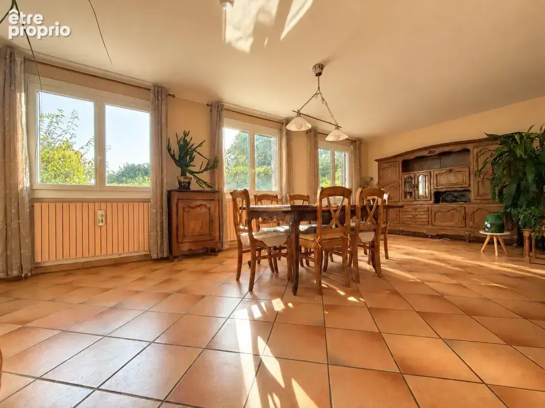 Maison 6 pièces 124 m² à vendre à Jonage (69330) - photo 4