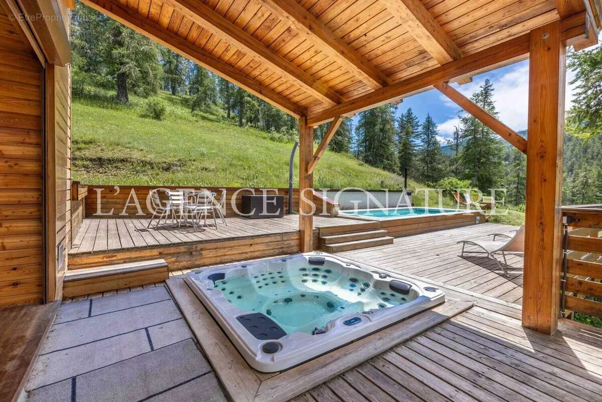 Appartement à DALUIS