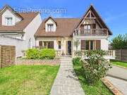 Maison à VIGNEUX-SUR-SEINE