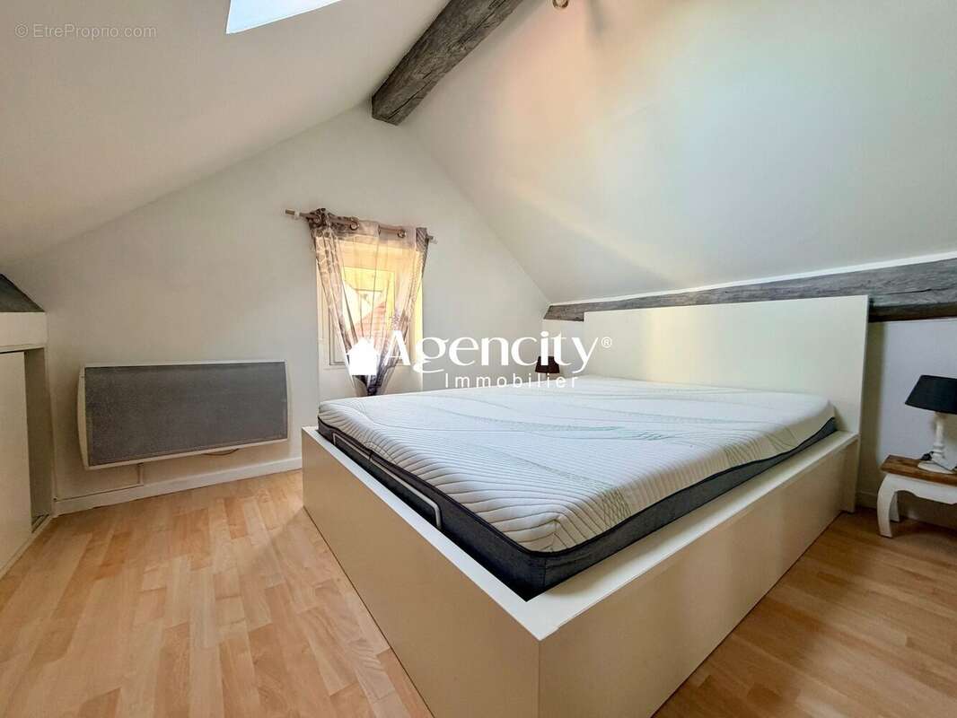 Appartement à TORCY