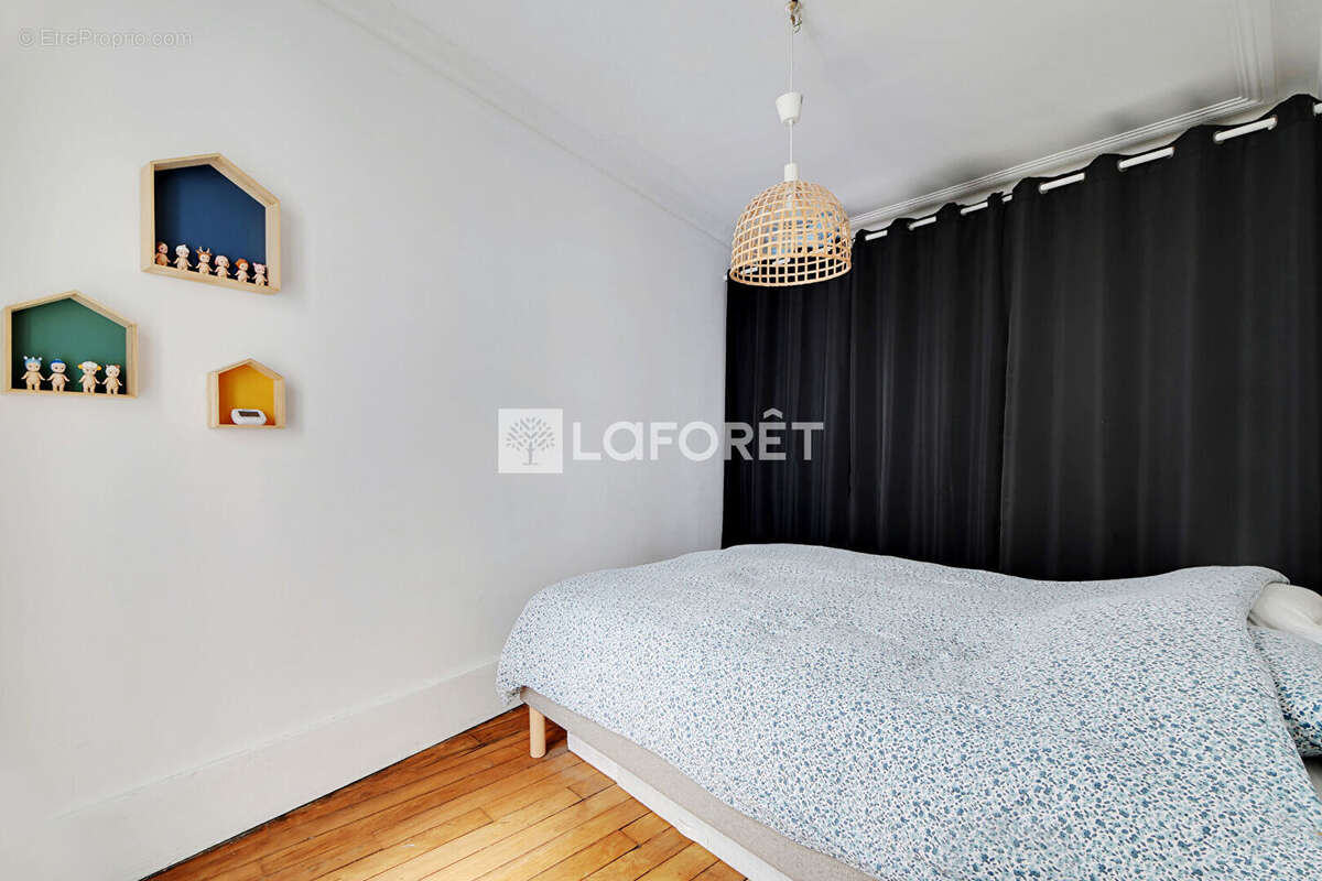 Appartement à PARIS-18E