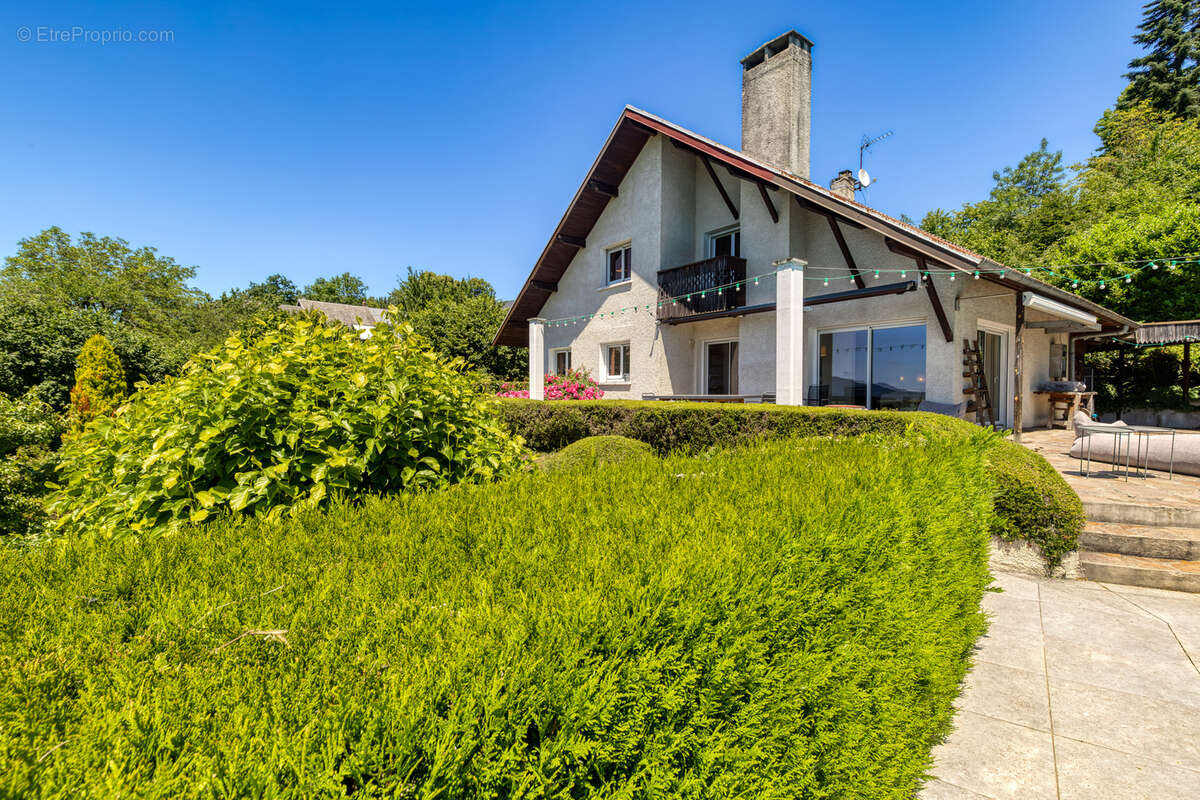 Trévignin - Villa avec vue lac - Terrain 2500 m2 - photo 10