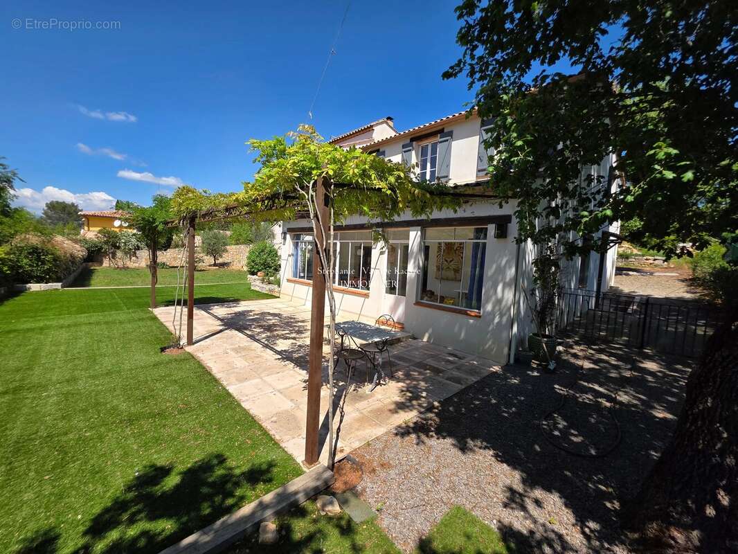 Maison à DRAGUIGNAN