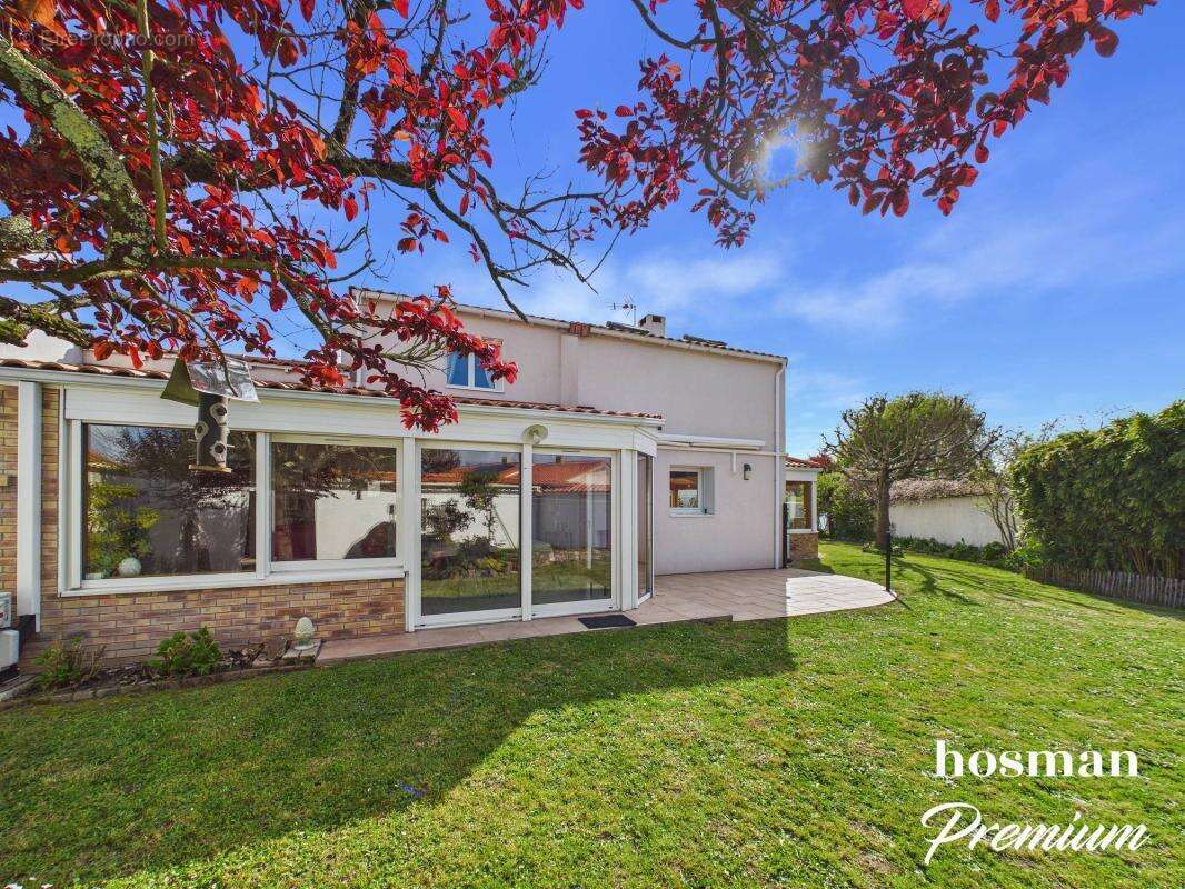 Maison à SAINT-SEBASTIEN-SUR-LOIRE