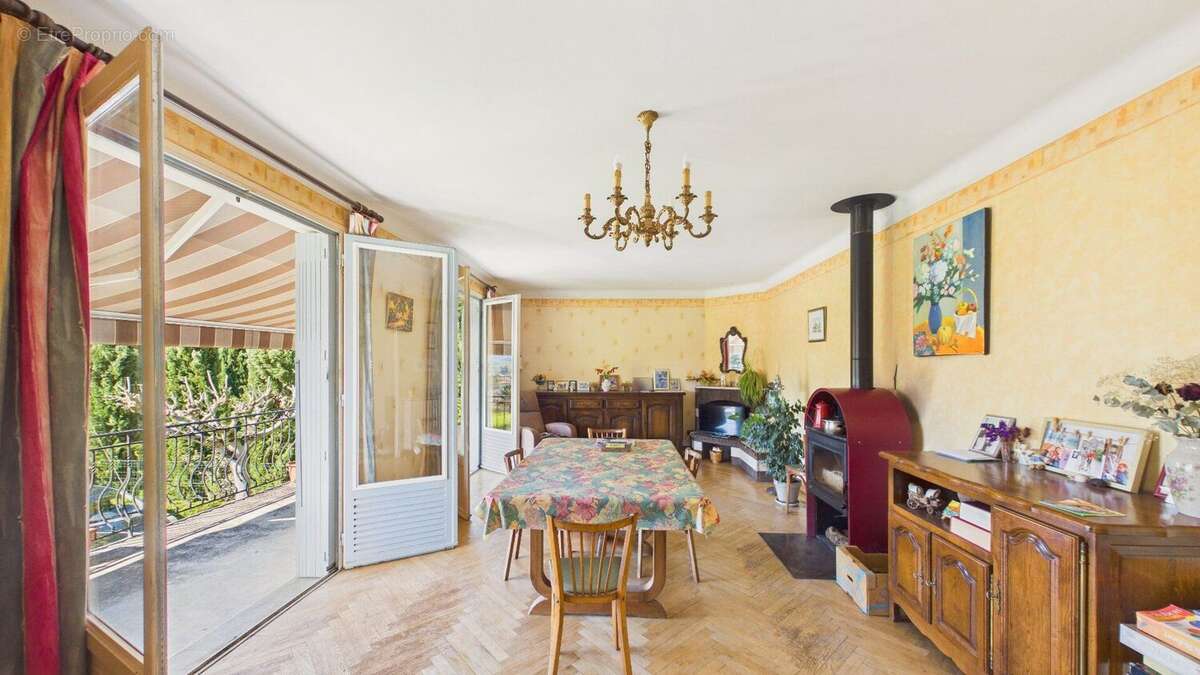Maison 140m² - possibilité 2 logements - photo 3