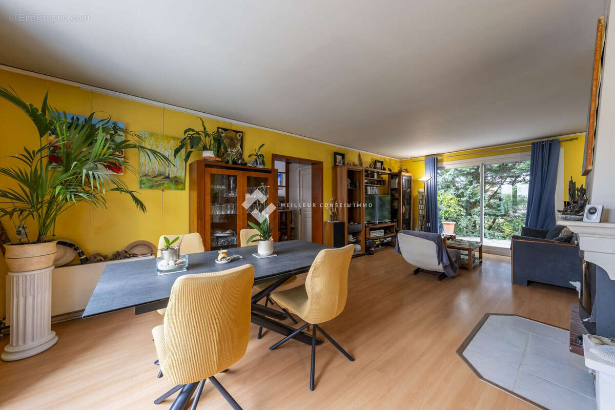 Maison 175 m² à Boissise-Le-Roi  - photo 3
