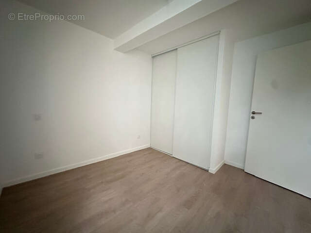 Appartement à DREMIL-LAFAGE